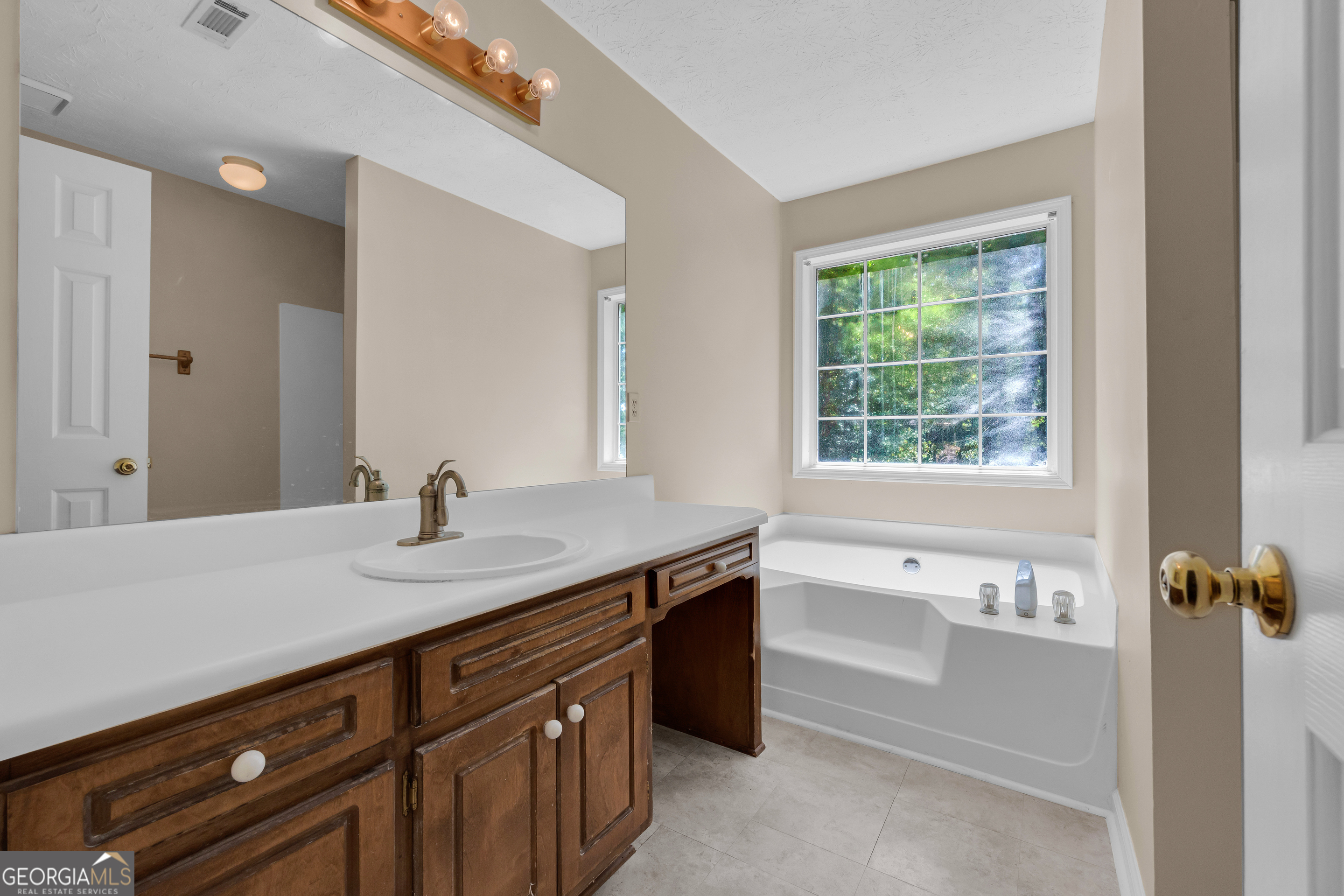 1312 Stonemont Road Auburn GA 30011