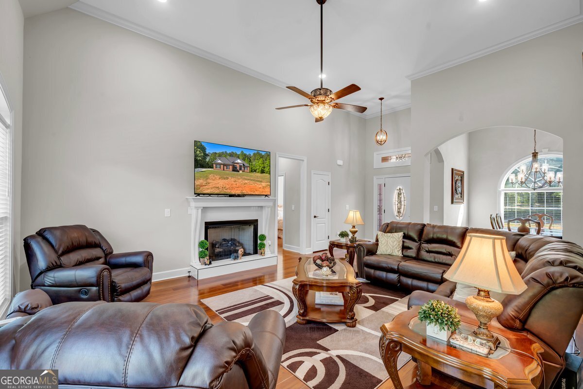 2594 Lassiter Road Forsyth GA 31029