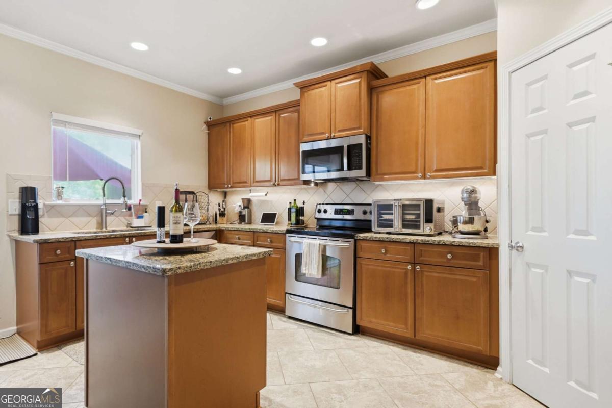 1129 Liberty Parkway NW Atlanta GA 30318