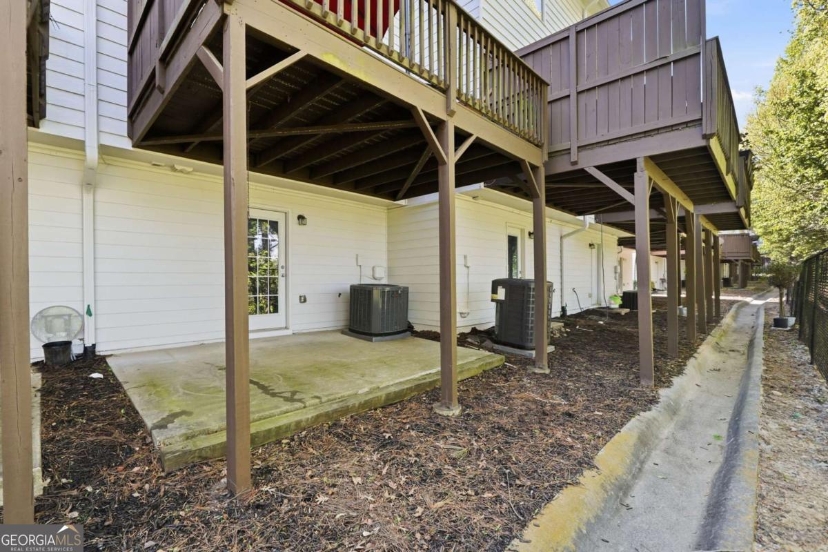 1129 Liberty Parkway NW Atlanta GA 30318