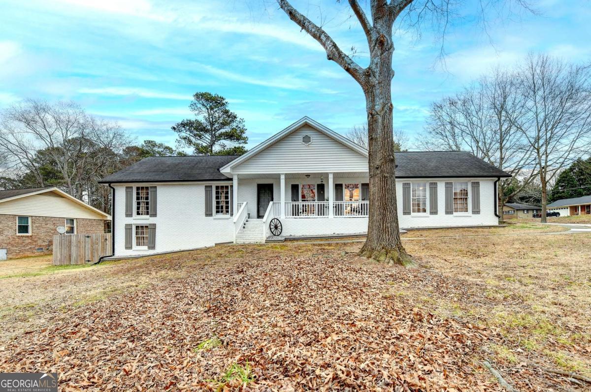 2136 Briarwood Court Snellville GA 30078