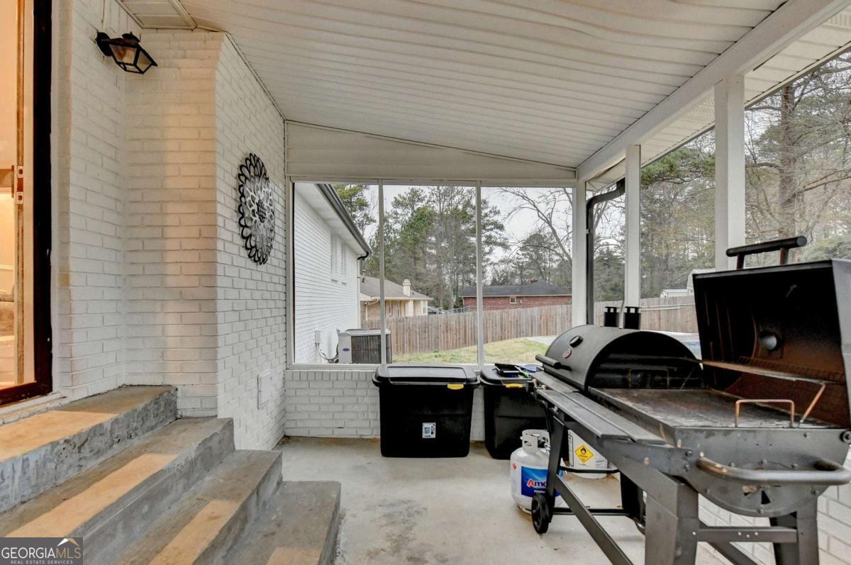 2136 Briarwood Court Snellville GA 30078