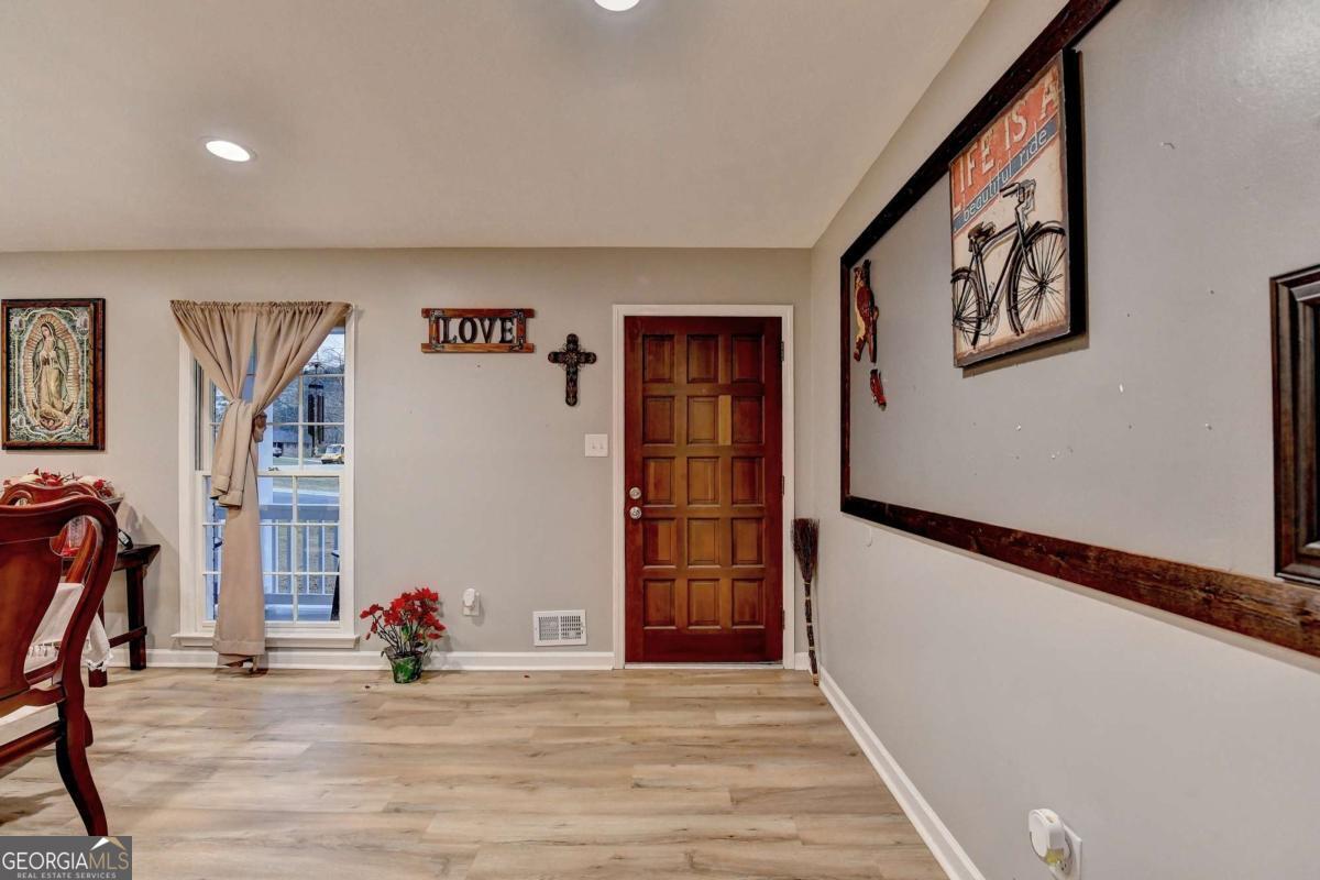 2136 Briarwood Court Snellville GA 30078