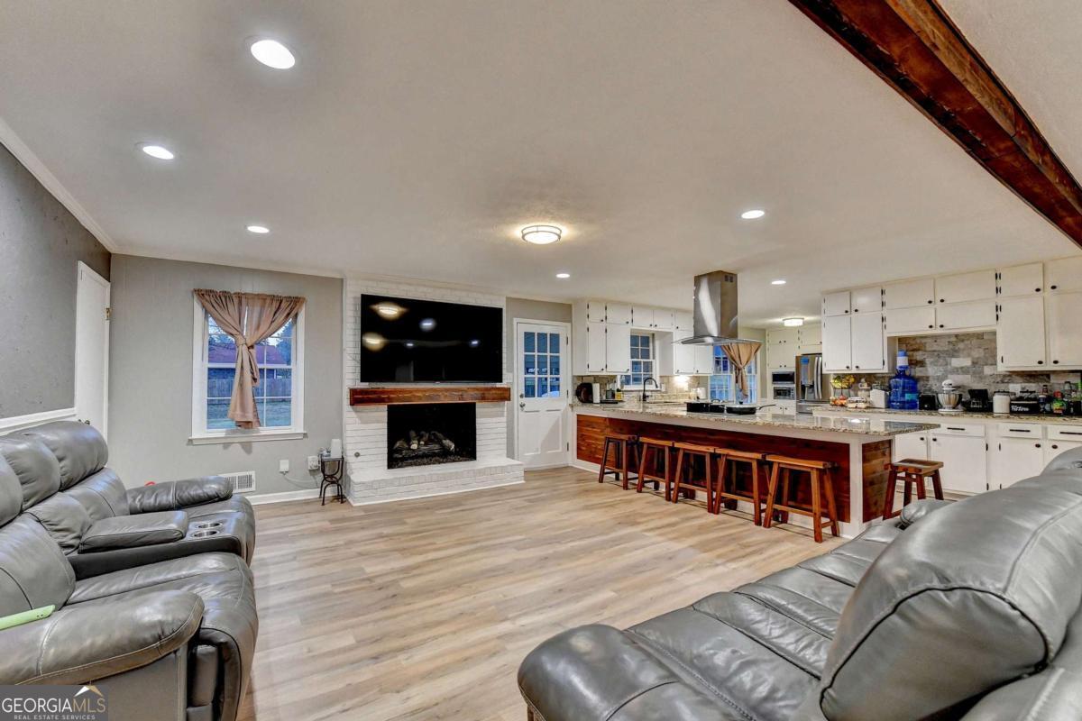 2136 Briarwood Court Snellville GA 30078