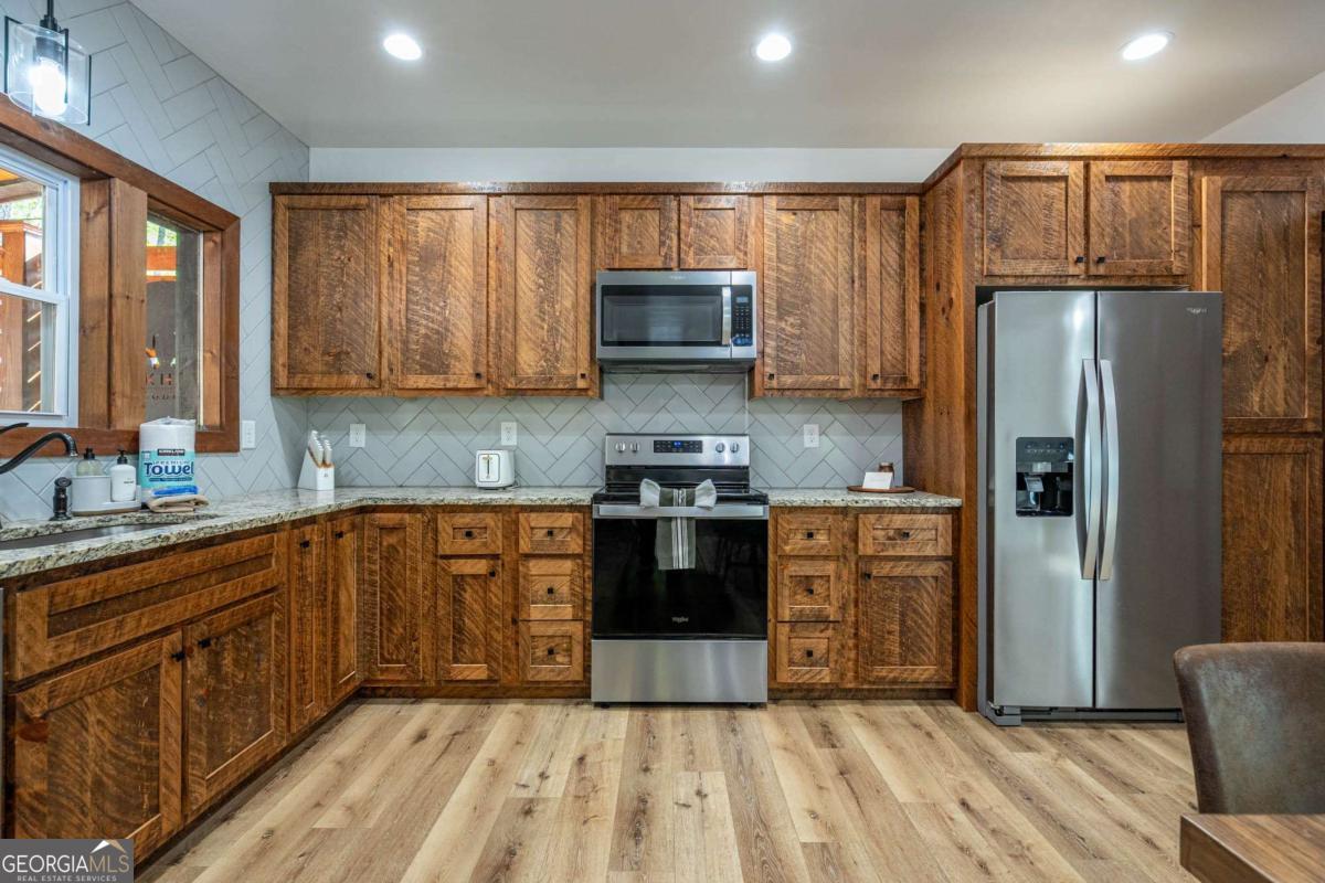 200 Echo Lane Ellijay GA 30540