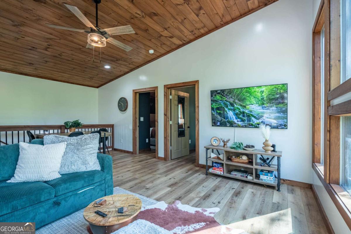 200 Echo Lane Ellijay GA 30540