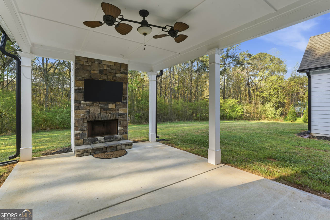 1058 Lawshe Road Senoia GA 30276