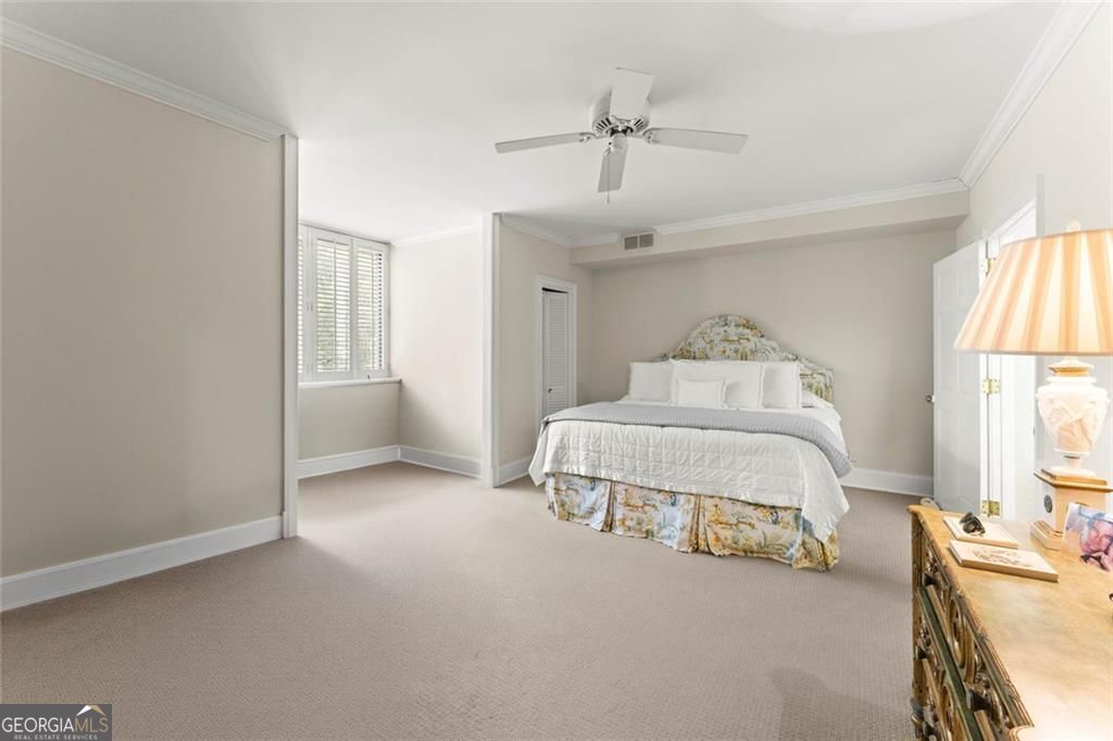 2734 Peachtree Road NW Atlanta GA 30305
