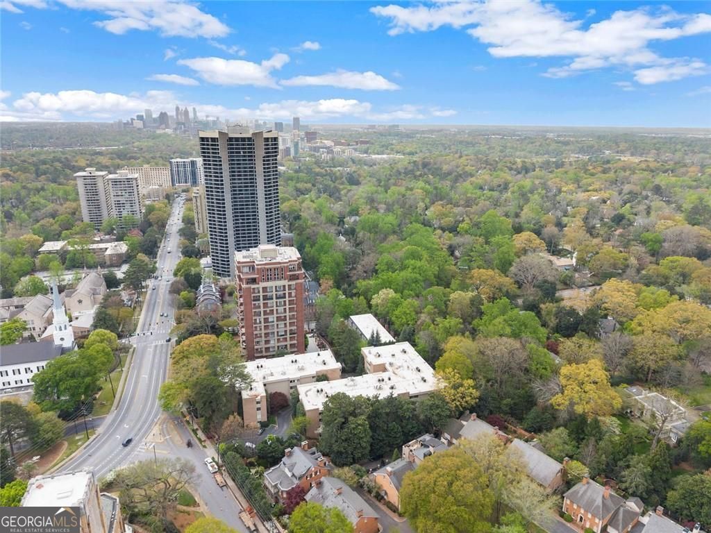 2734 Peachtree Road NW Atlanta GA 30305