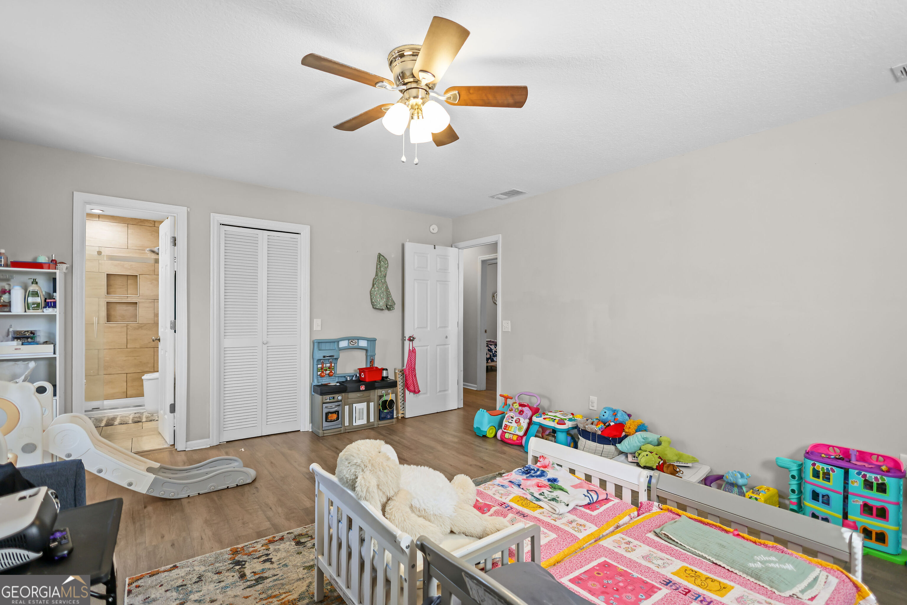 121 Glynn Street Jesup GA 31545