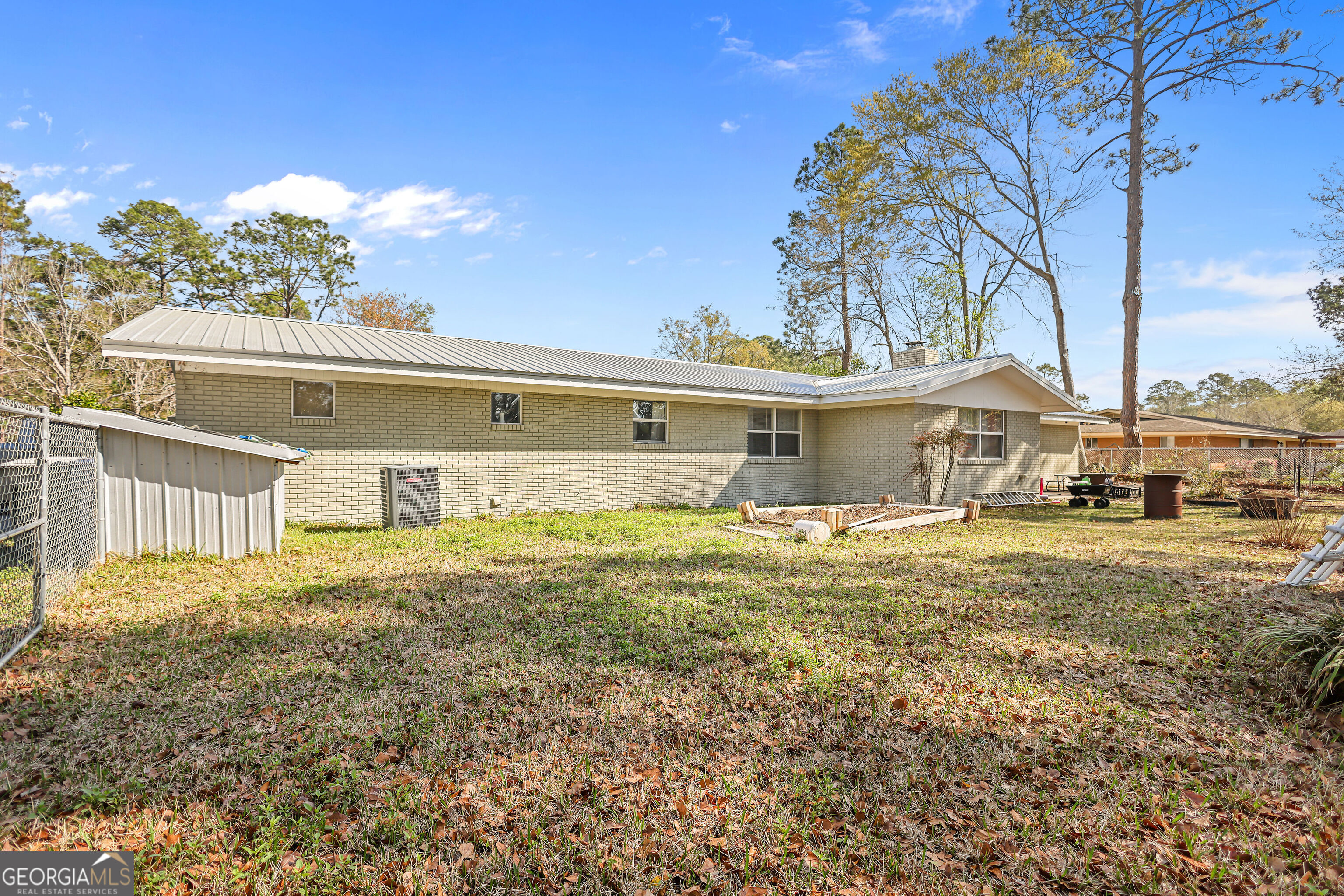 121 Glynn Street Jesup GA 31545