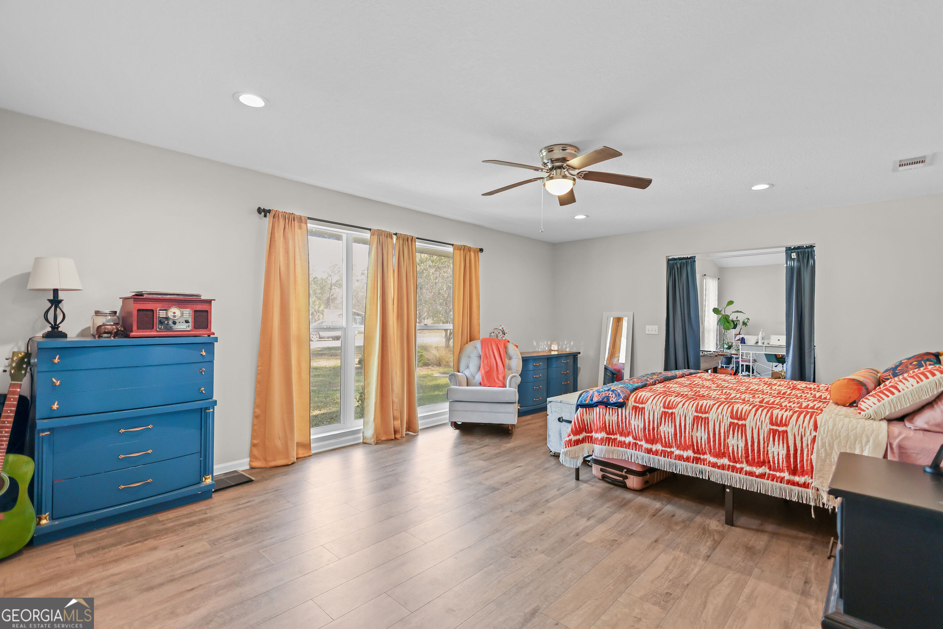 121 Glynn Street Jesup GA 31545