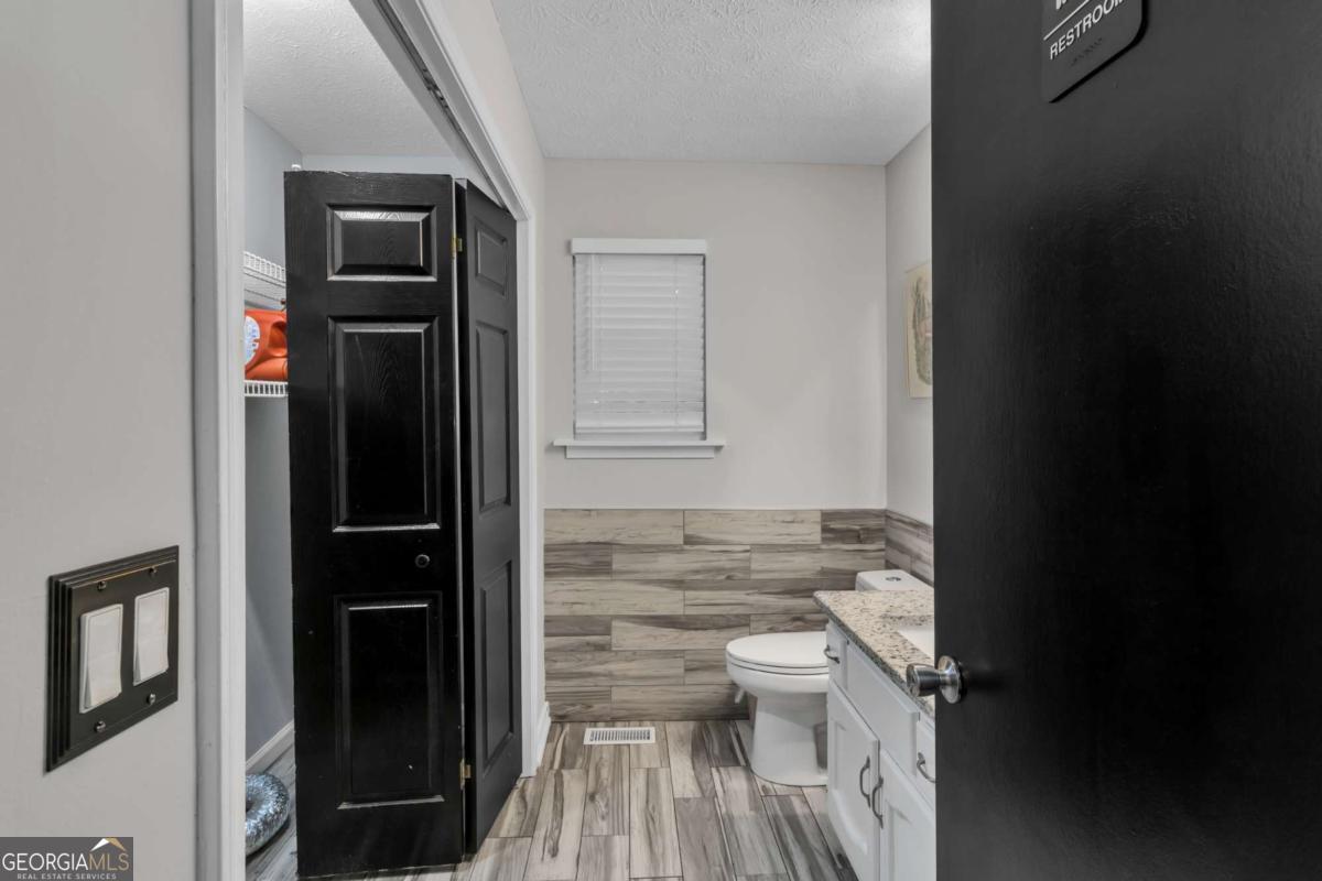 8804 Willow Creek Douglasville GA 30135