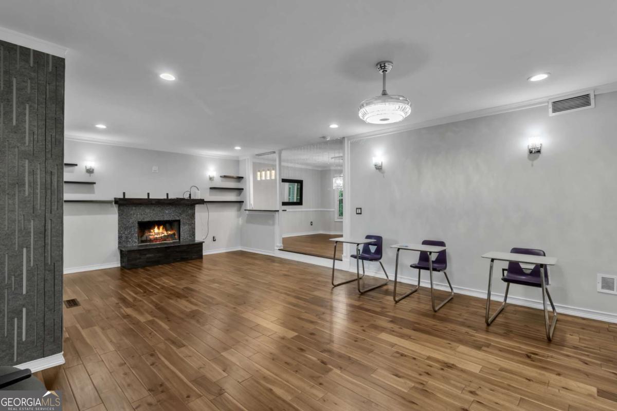 8804 Willow Creek Douglasville GA 30135