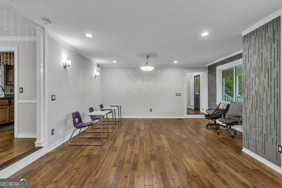 8804 Willow Creek Douglasville GA 30135