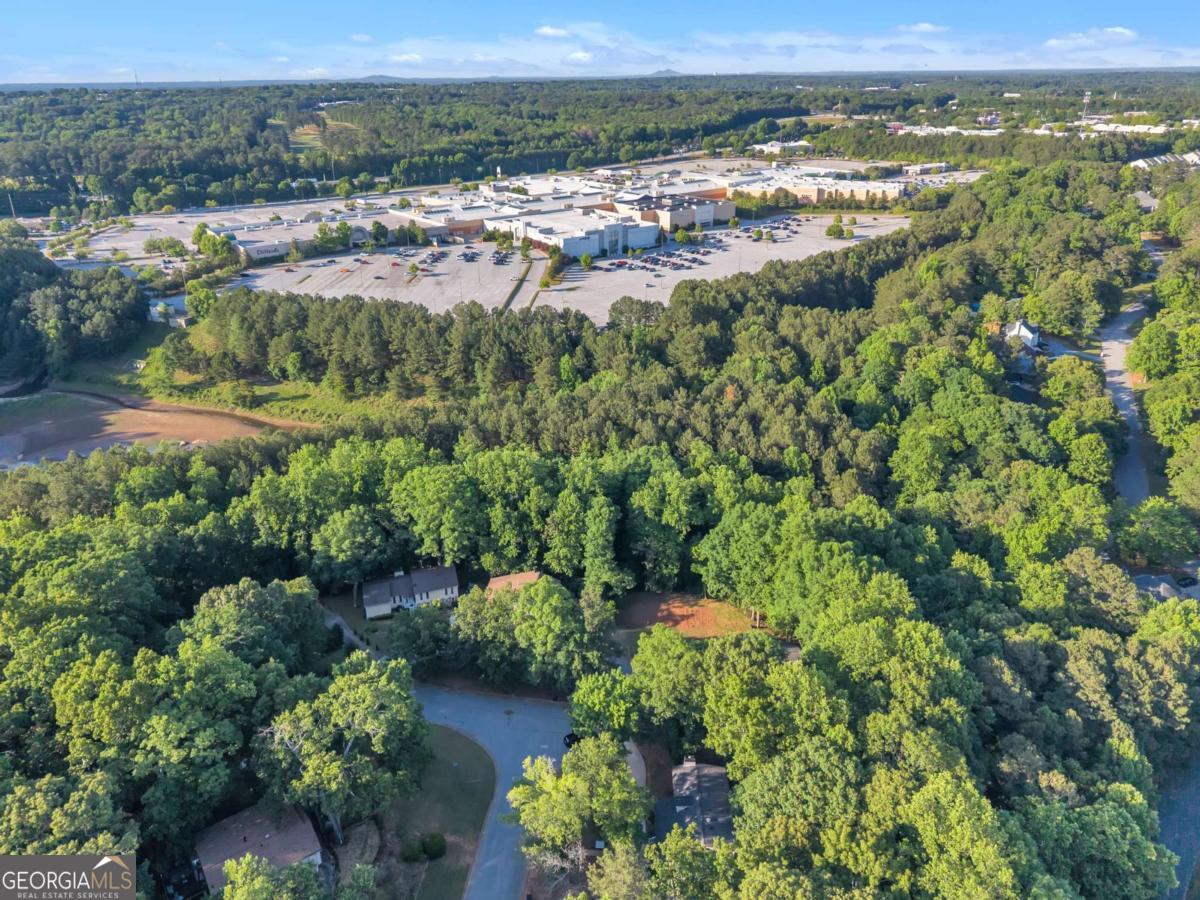 8804 Willow Creek Douglasville GA 30135