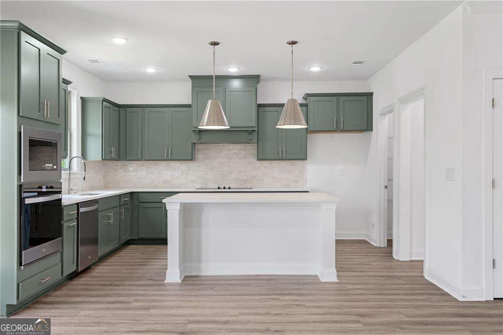 982 Homepark Circle Buford GA 30518