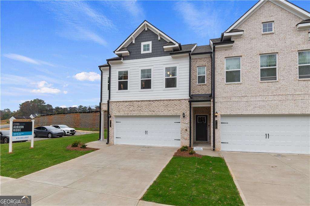 8215 Tiger Way Riverdale GA 30296