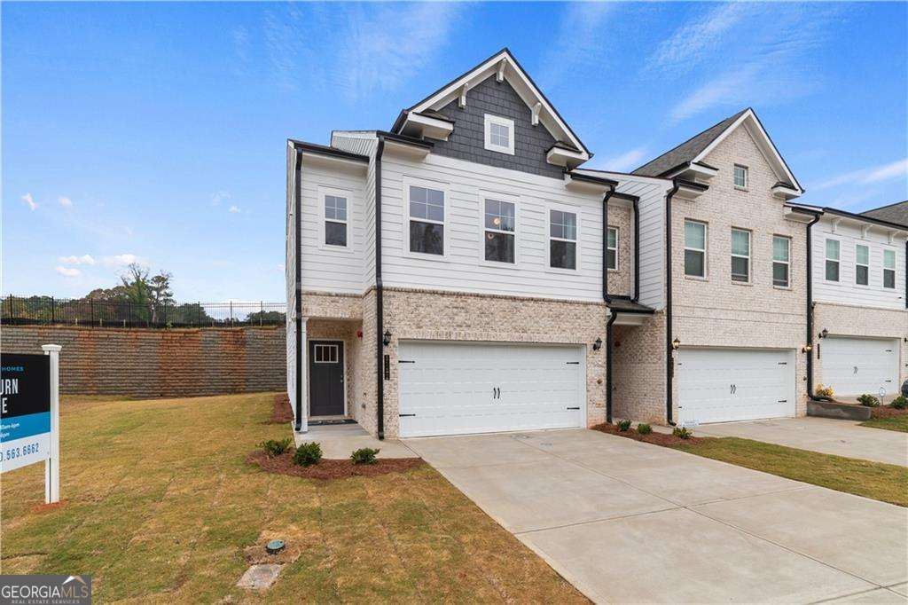 8215 Tiger Way Riverdale GA 30296