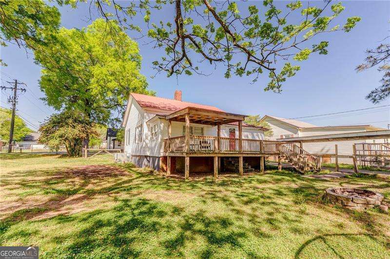 33 Elm Street Aragon GA 30104