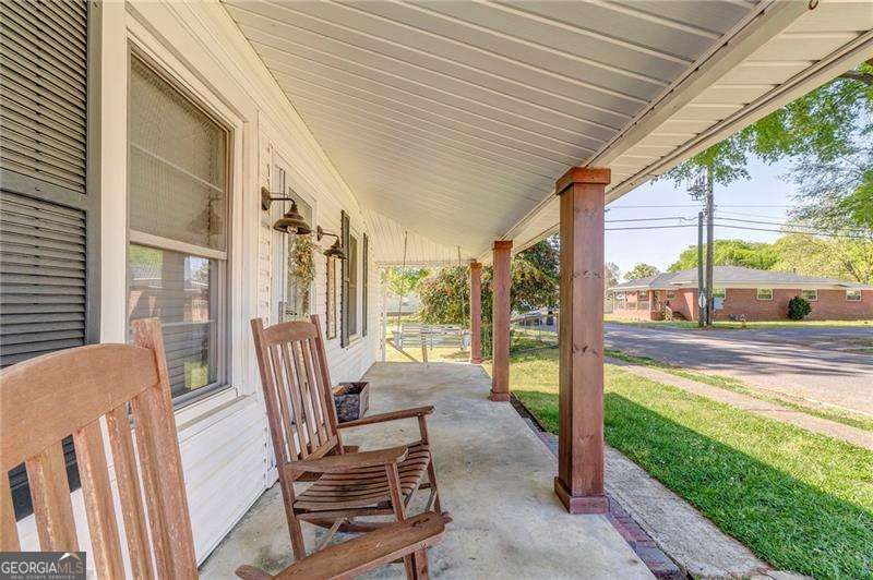 33 Elm Street Aragon GA 30104