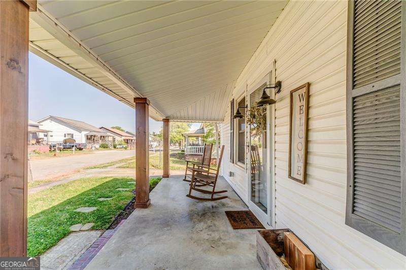 33 Elm Street Aragon GA 30104