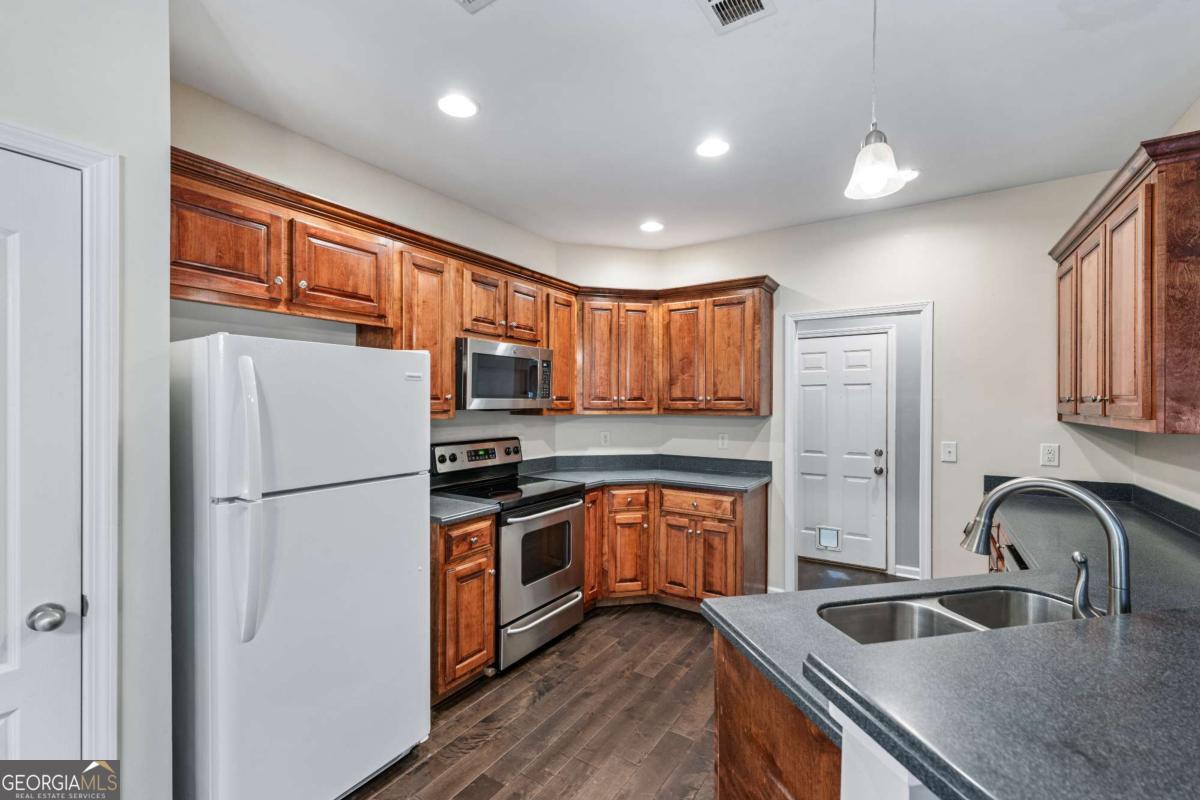 943 Mason Lee Avenue Loganville GA 30052