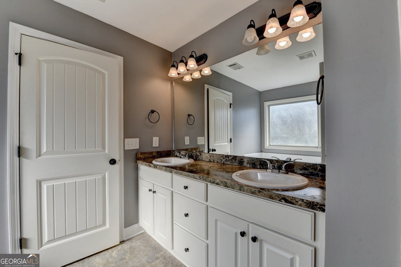 329 Kensington Trace Bethlehem GA 30620