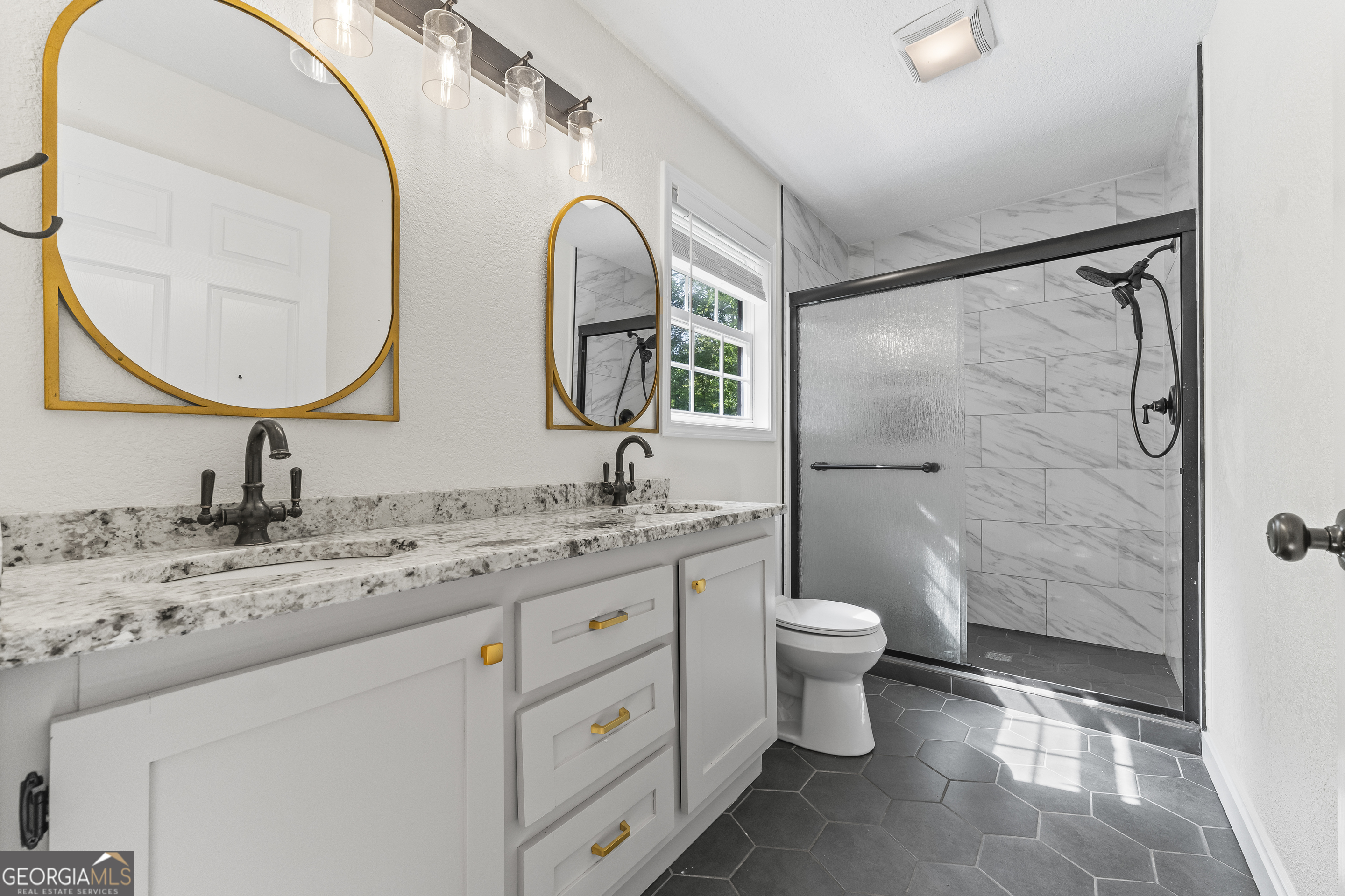 435 Dogwood Way Blue Ridge GA 30513