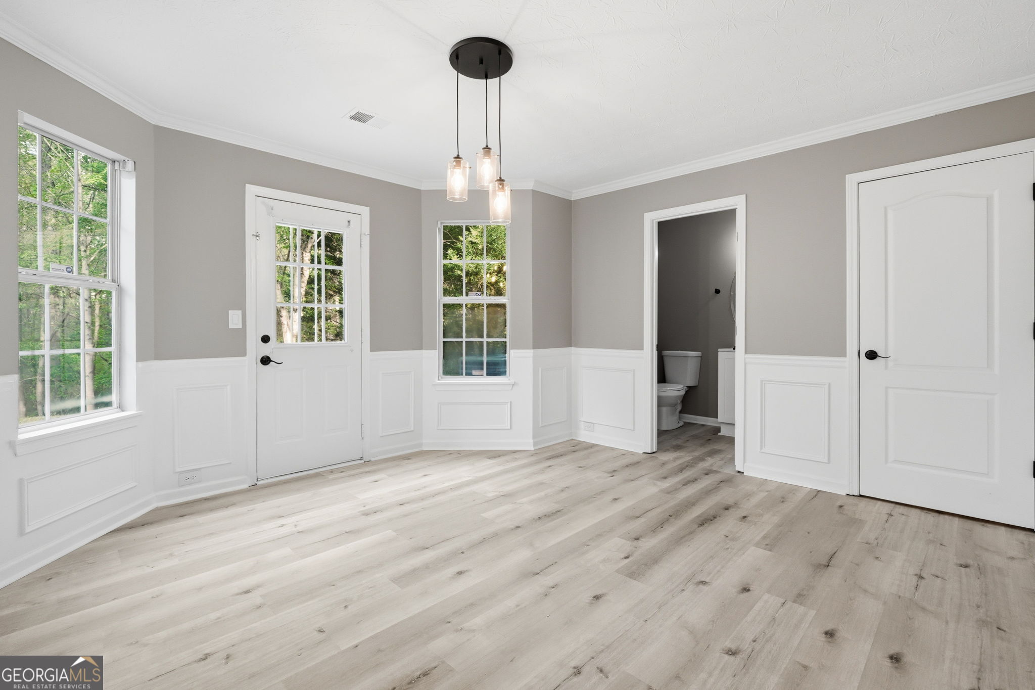 4137 Marshwood Trace Atlanta GA 30349