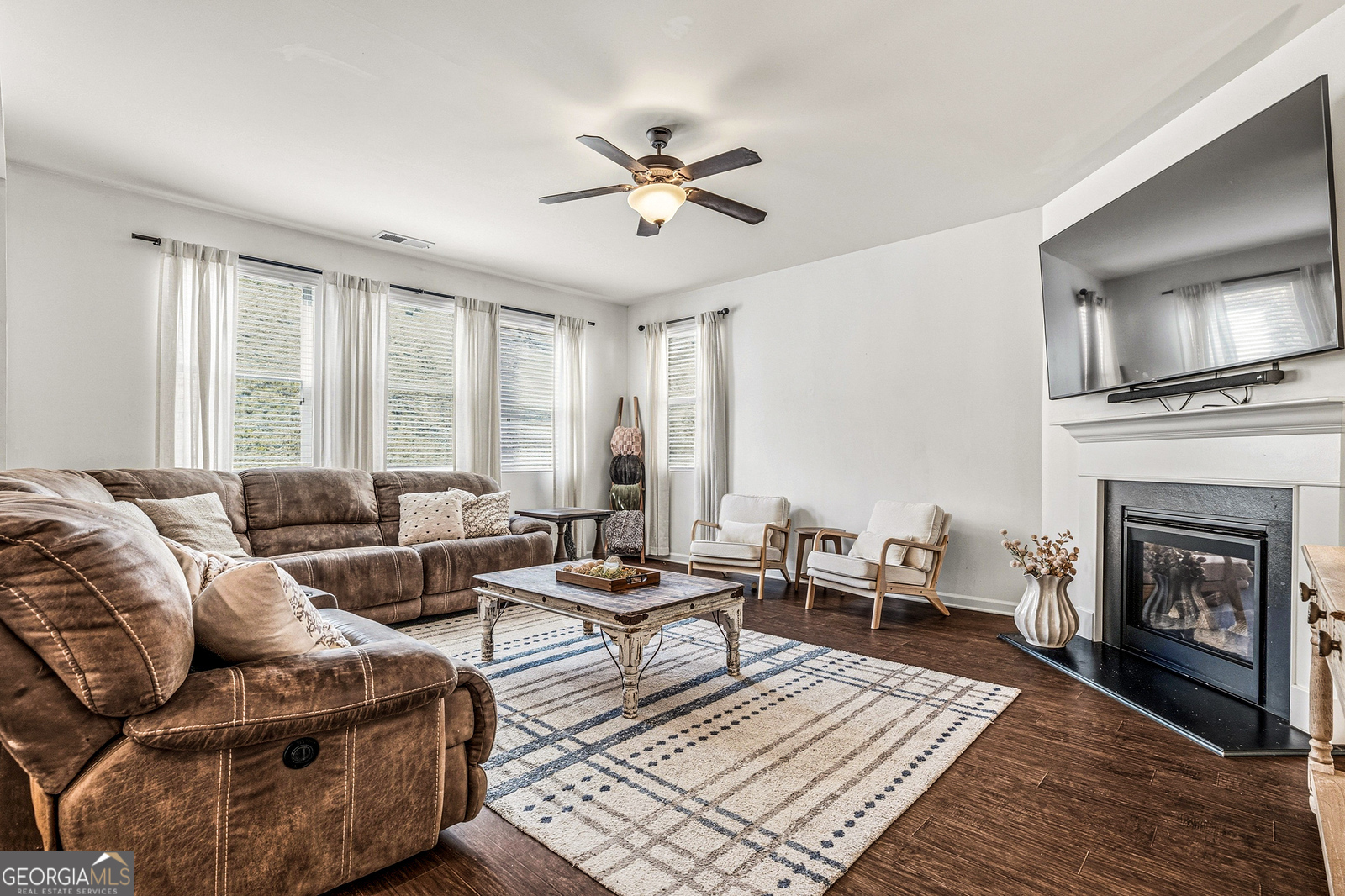 5550 Mirror Lake Drive Cumming GA 30028
