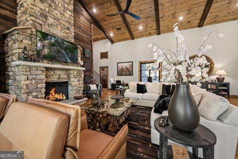 184 Spence Road Blue Ridge GA 30513