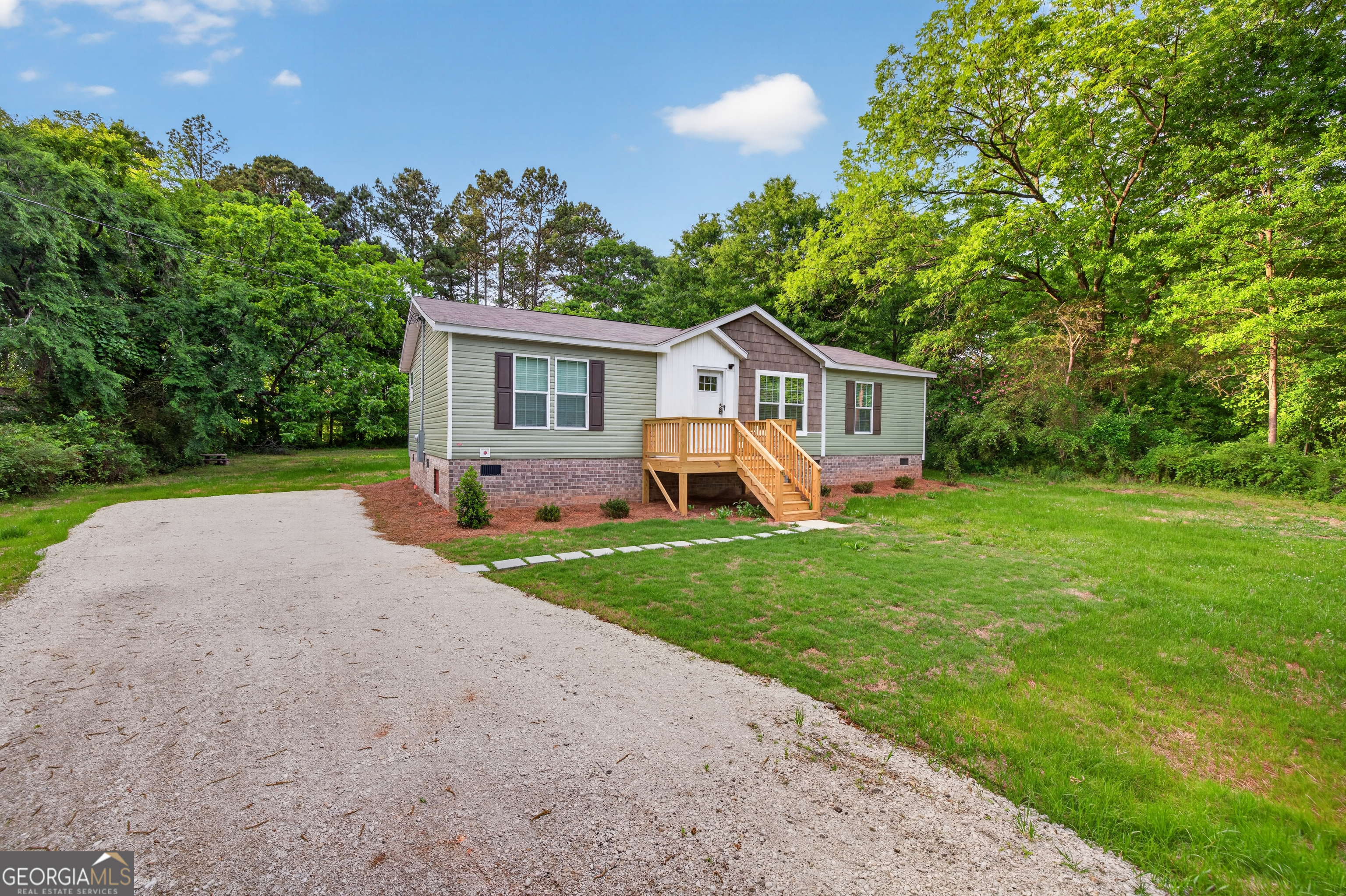 741 Thompson Lane Loganville GA 30052