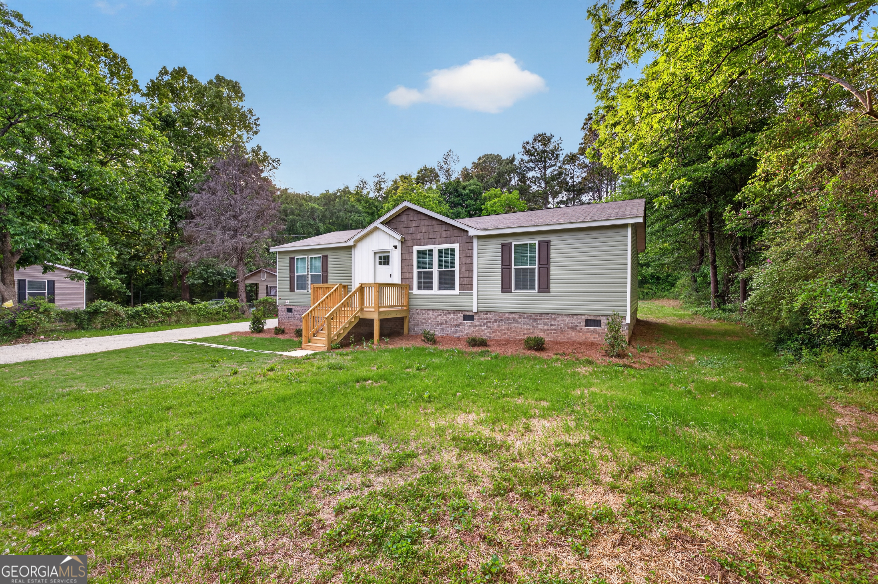 741 Thompson Lane Loganville GA 30052