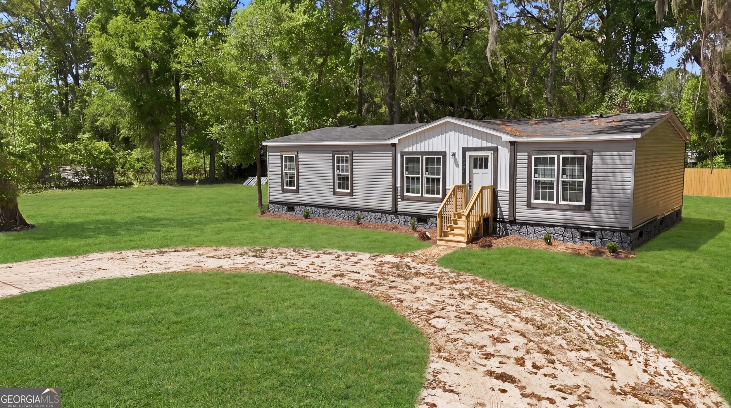 161 Cc Jones Avenue Midway GA 31320