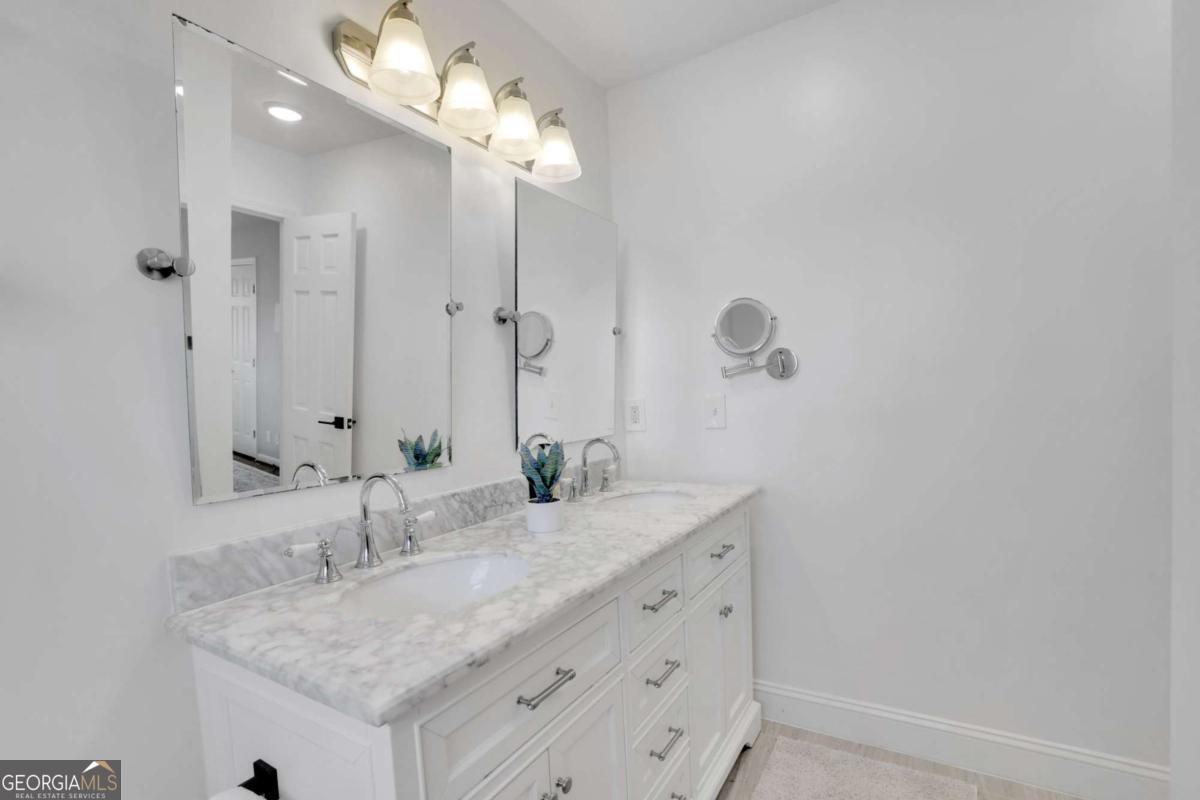 322 Linda Drive Tucker GA 30084