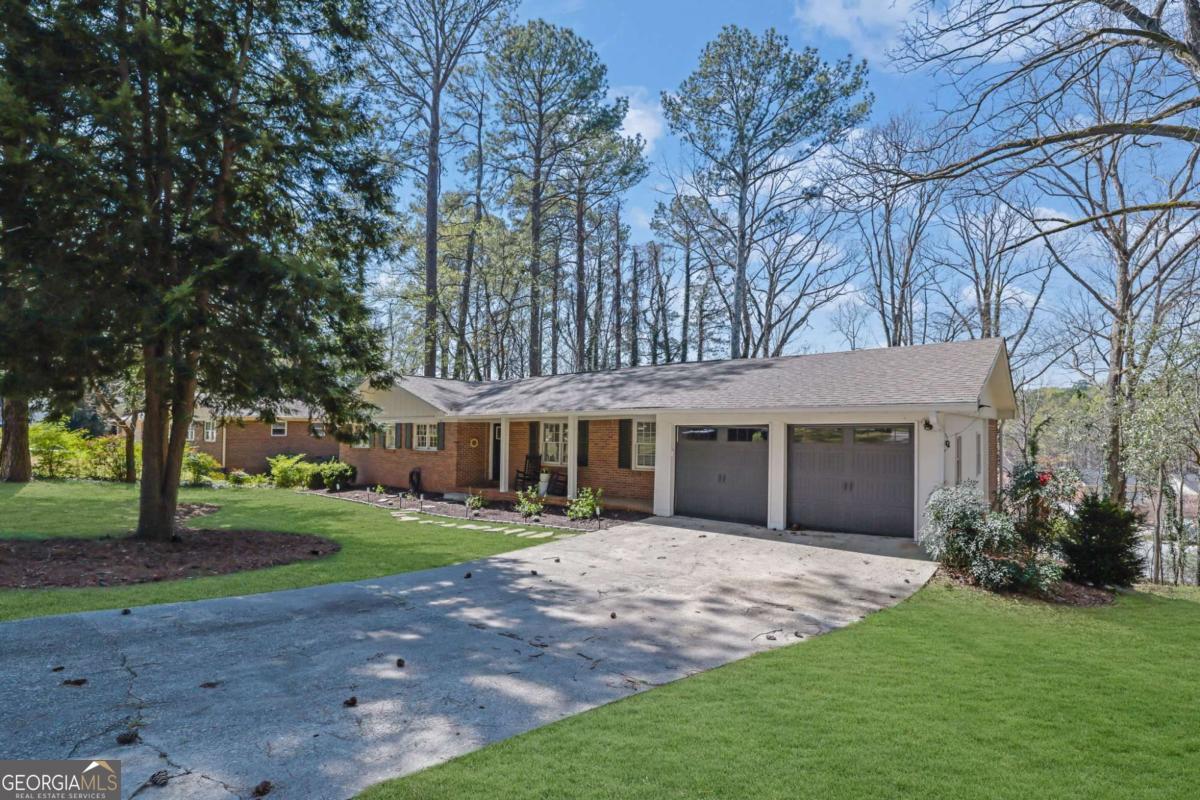 322 Linda Drive Tucker GA 30084
