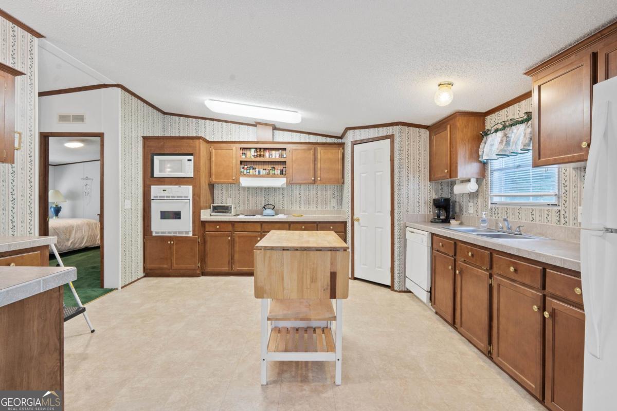 736 Susan Davis Road Sparta GA 31087