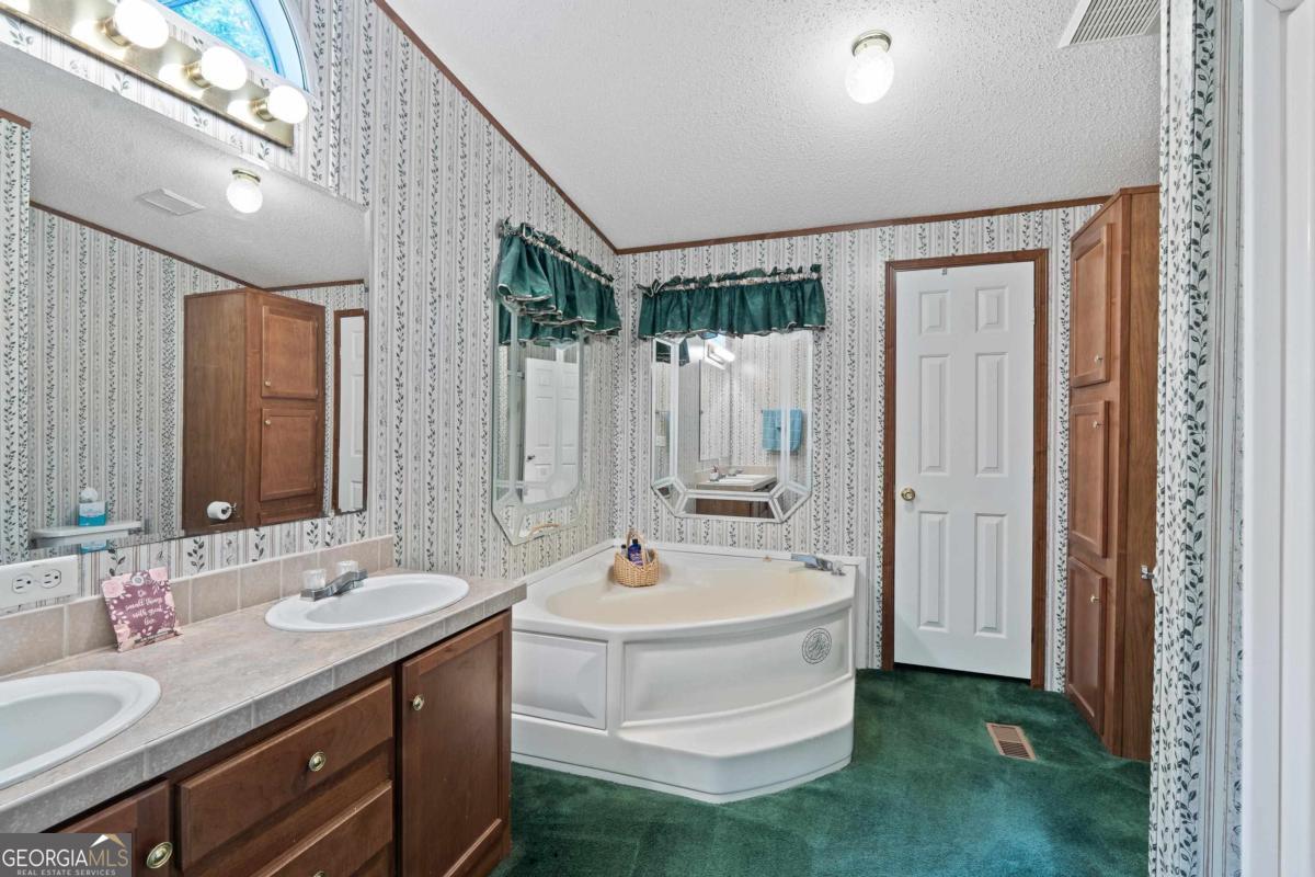 736 Susan Davis Road Sparta GA 31087