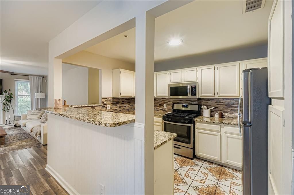2501 Vineyard Way SE Smyrna GA 30082