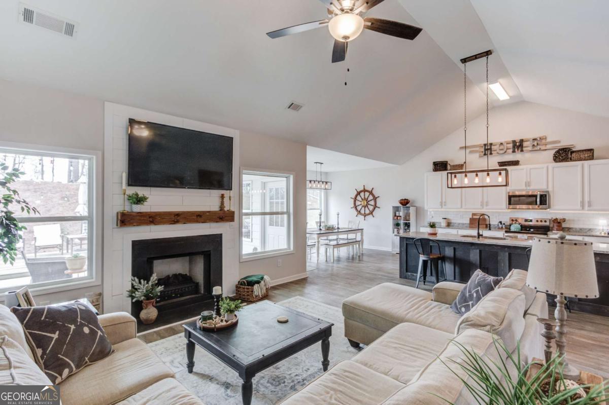 360 Mulberry Road NW Winder GA 30680