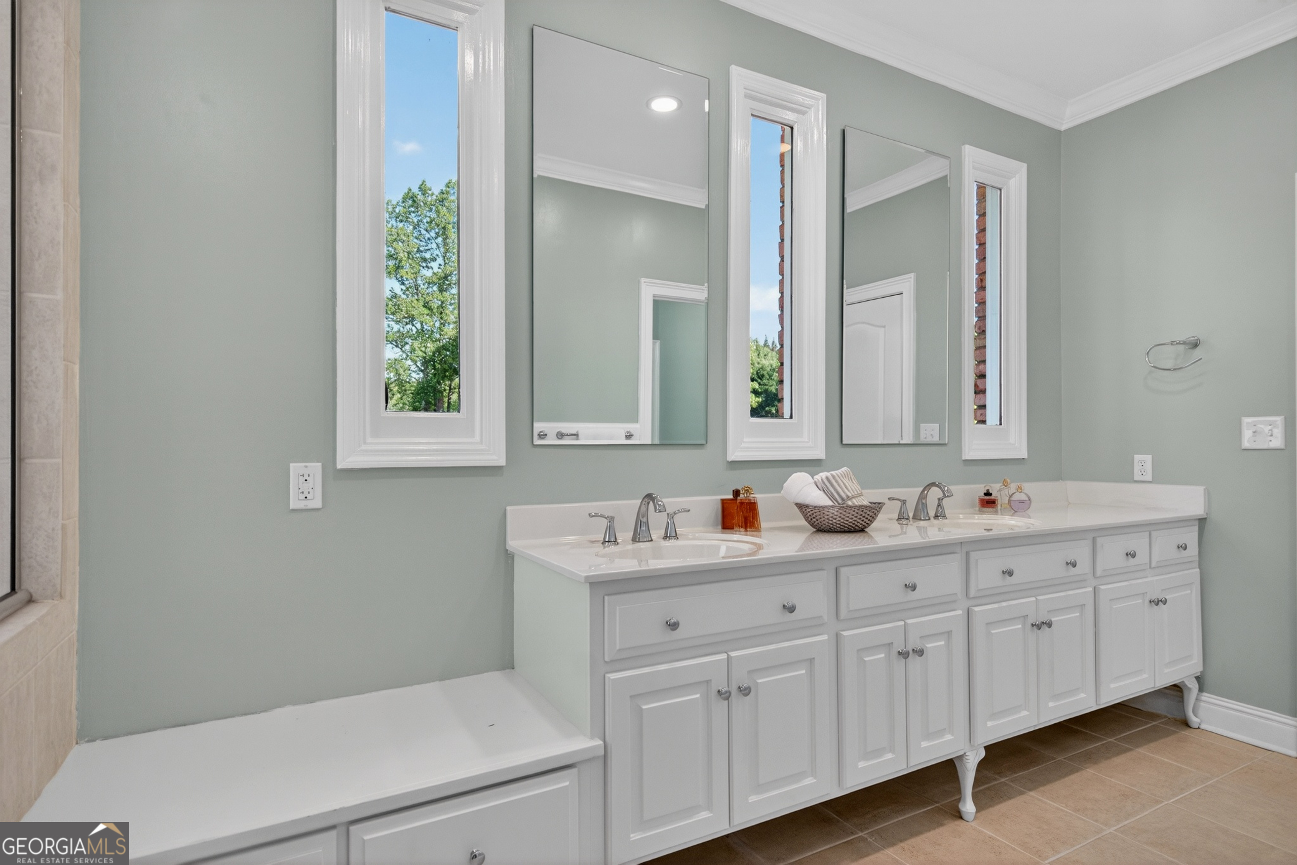529 Floyd Road Pine Mountain GA 31822
