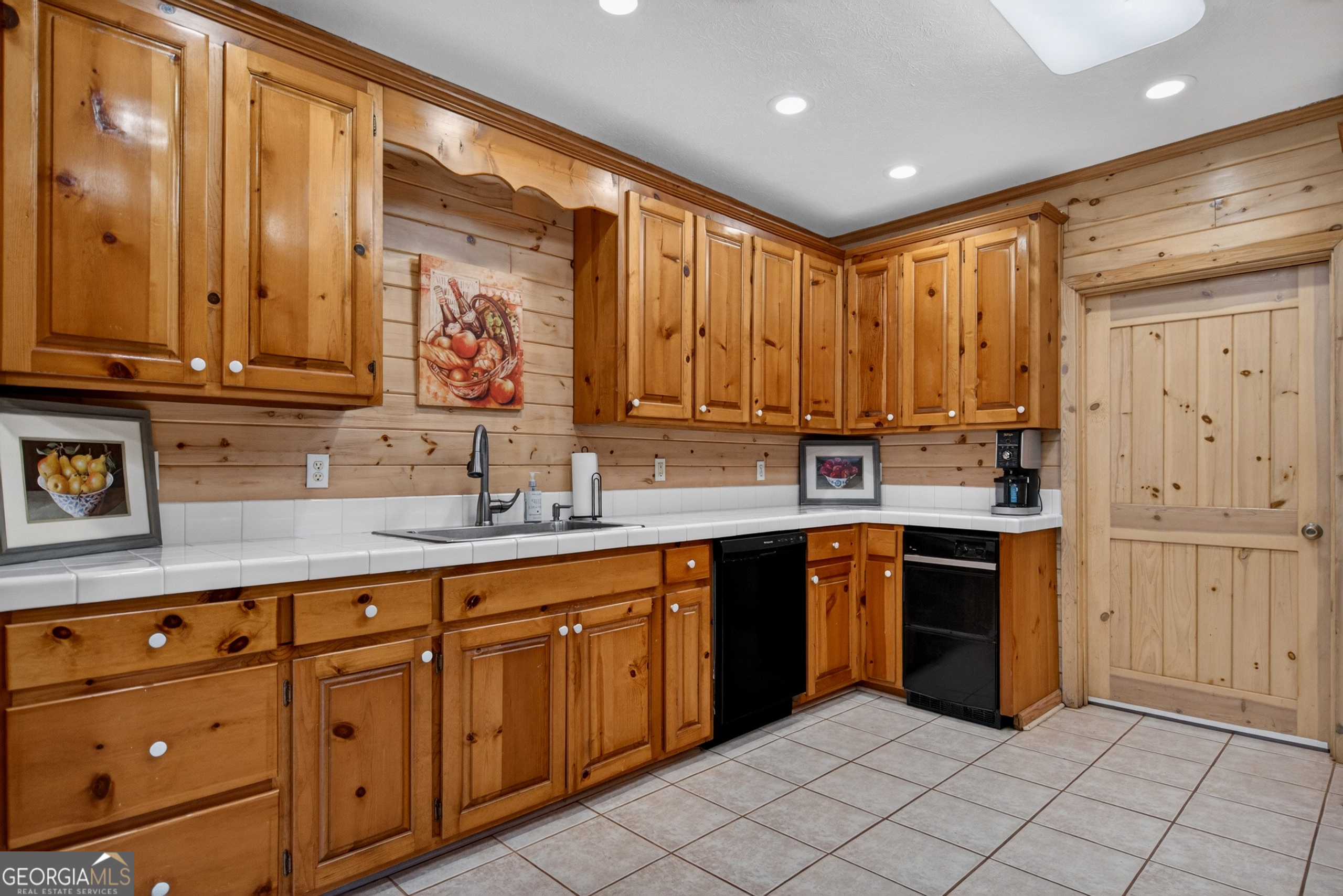529 Floyd Road Pine Mountain GA 31822