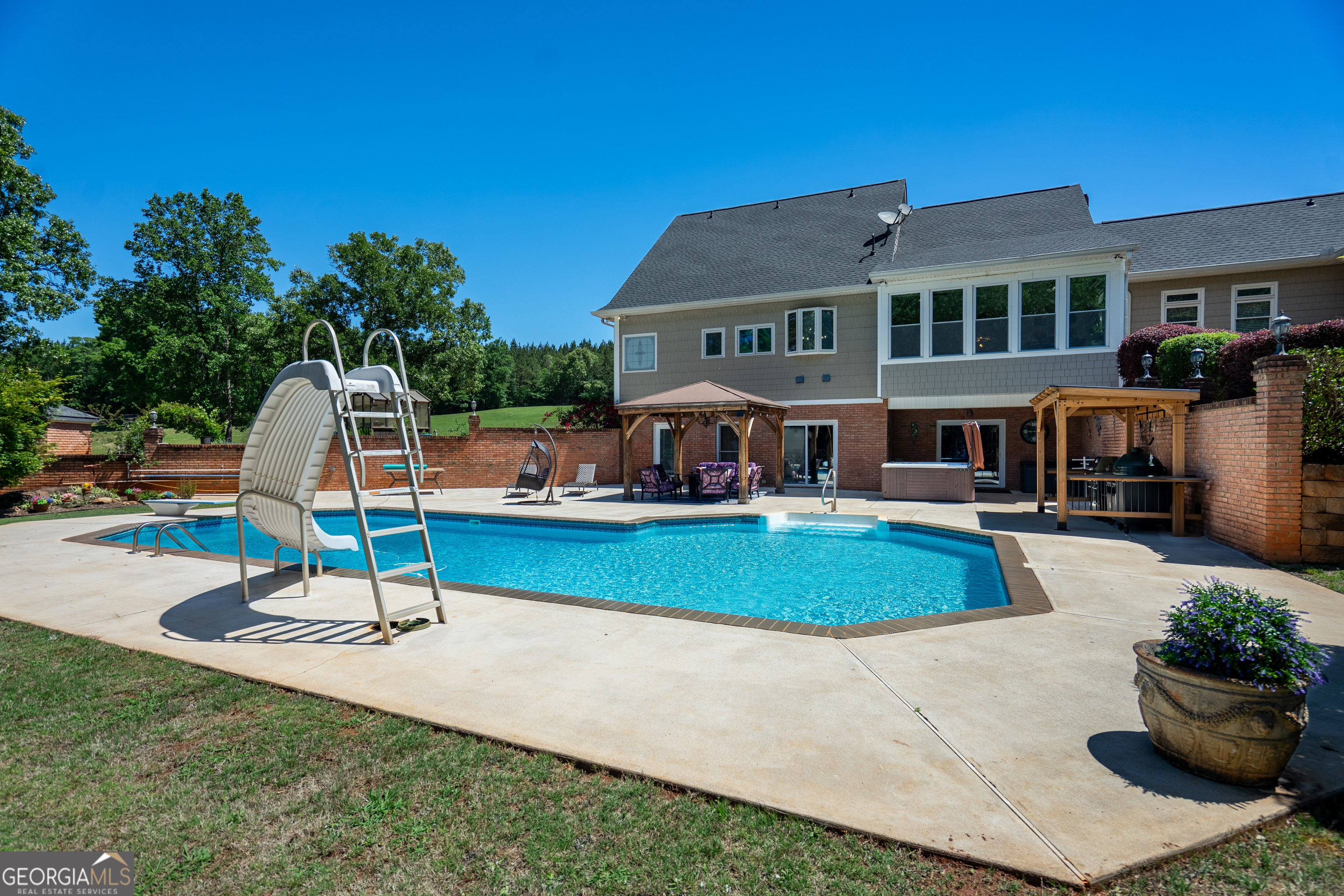 529 Floyd Road Pine Mountain GA 31822