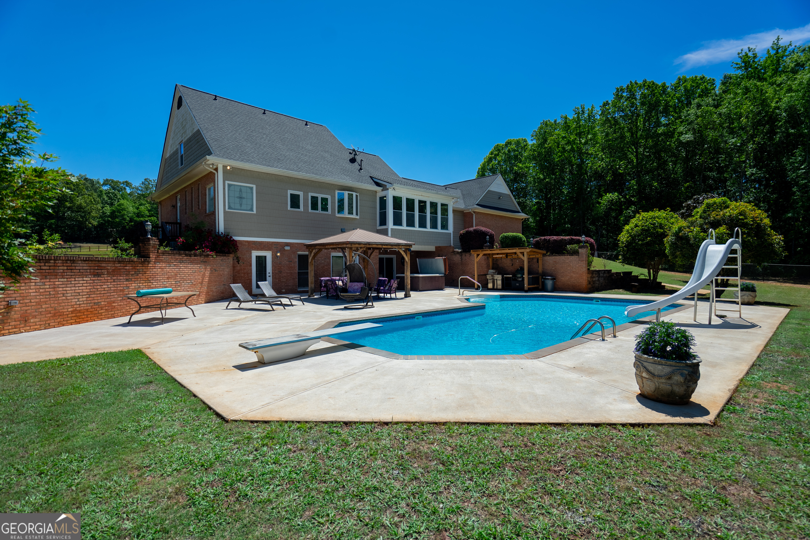 529 Floyd Road Pine Mountain GA 31822