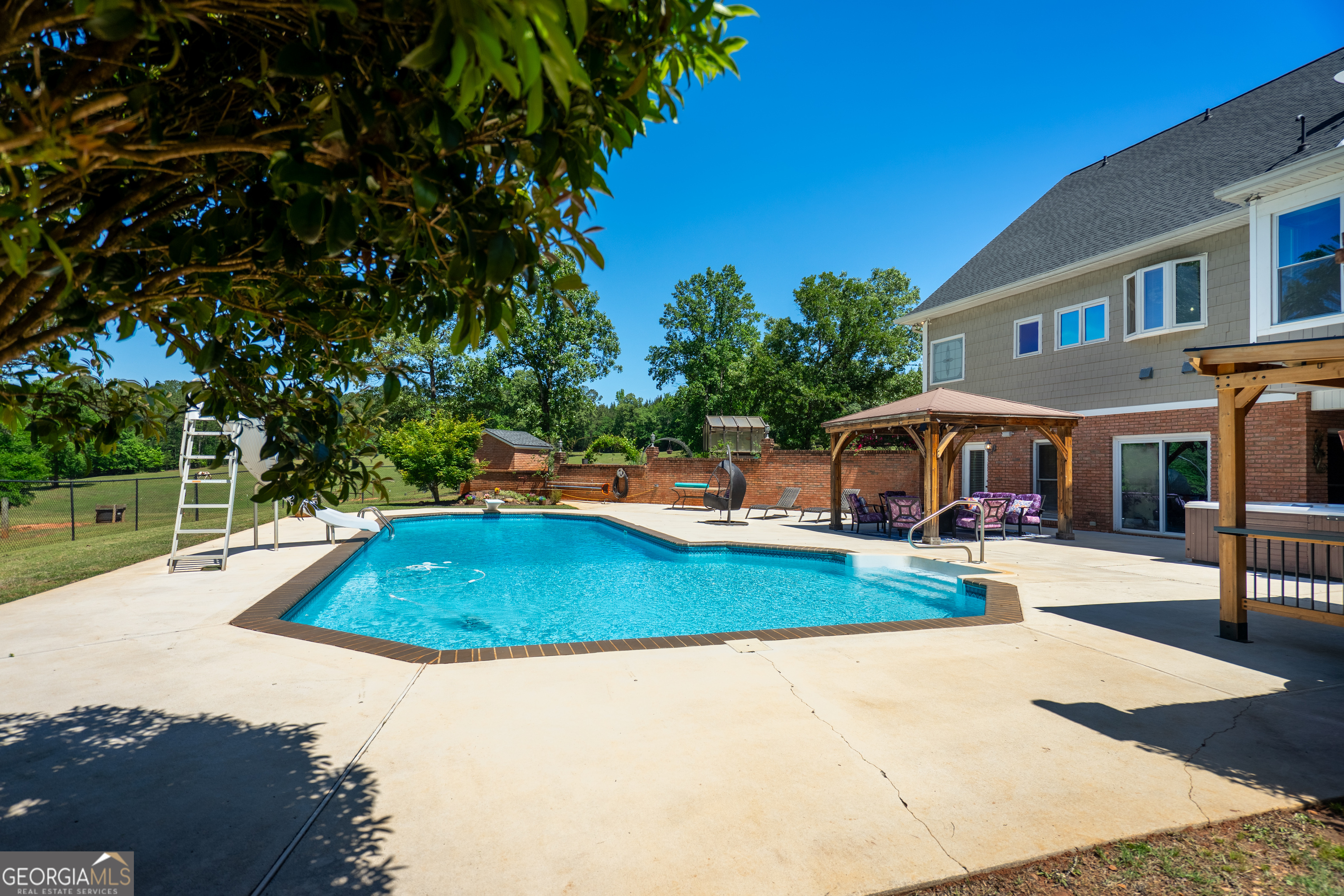 529 Floyd Road Pine Mountain GA 31822