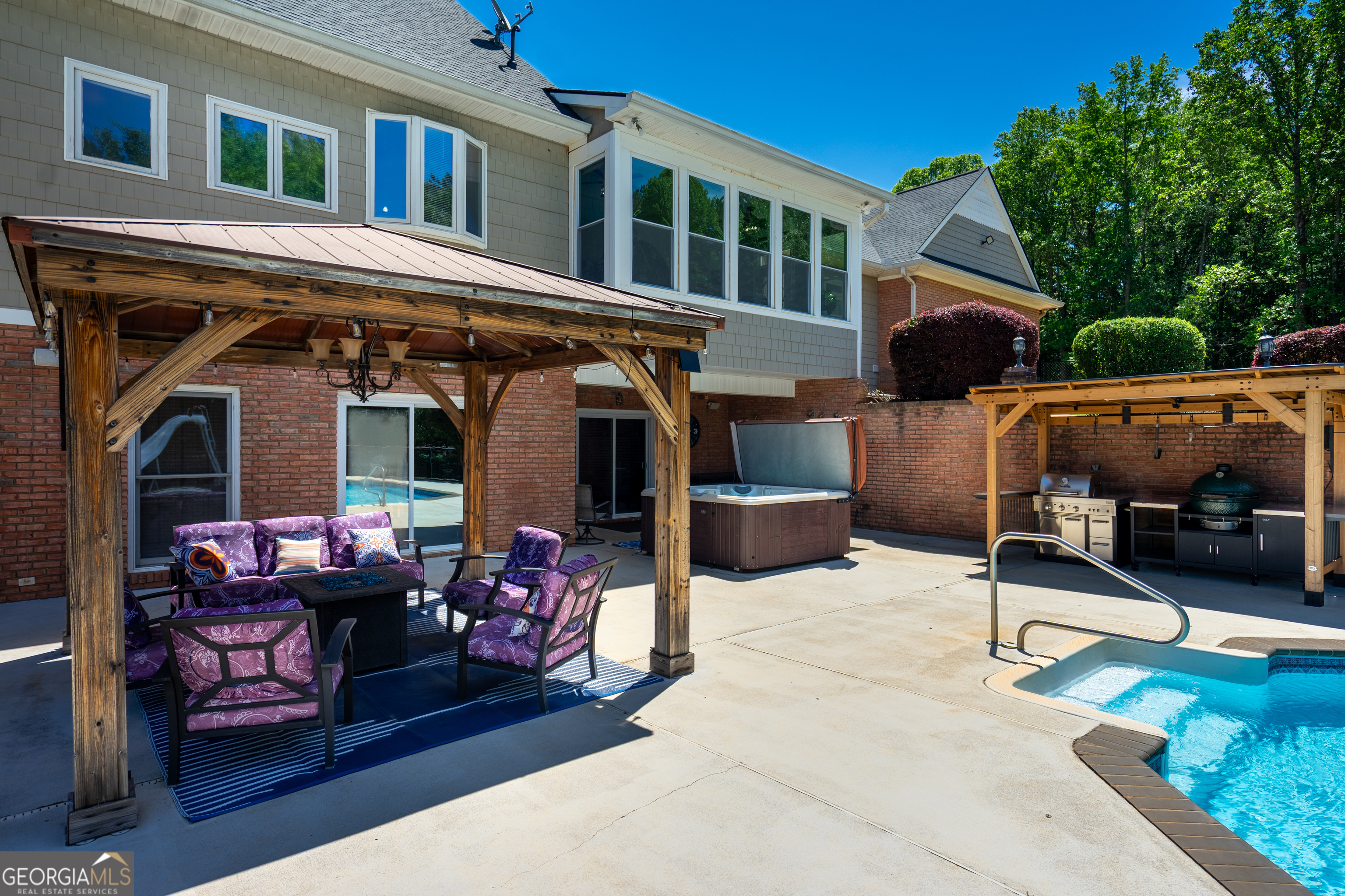 529 Floyd Road Pine Mountain GA 31822