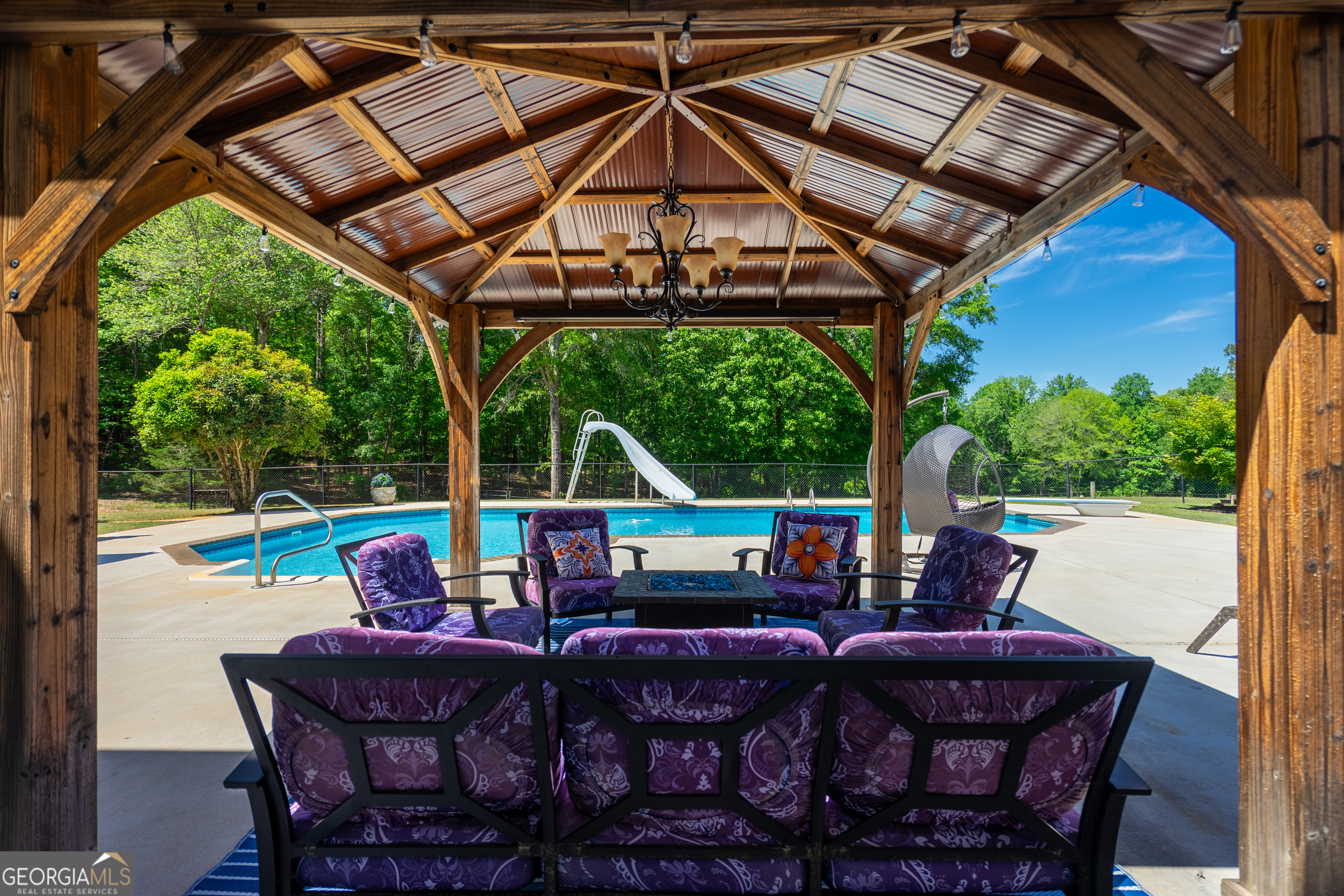 529 Floyd Road Pine Mountain GA 31822