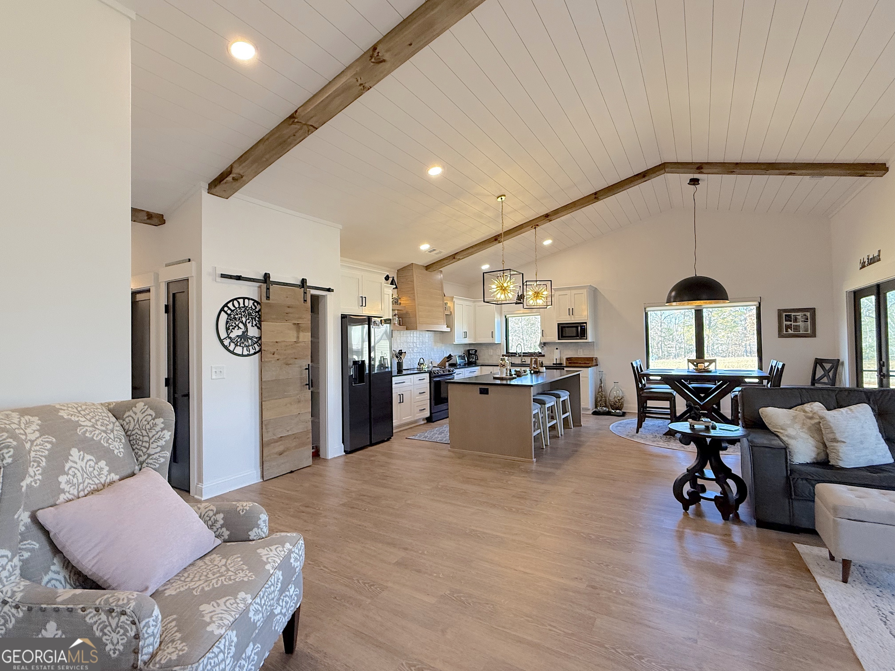 73 Yacht Club Pointe Hartwell GA 30643