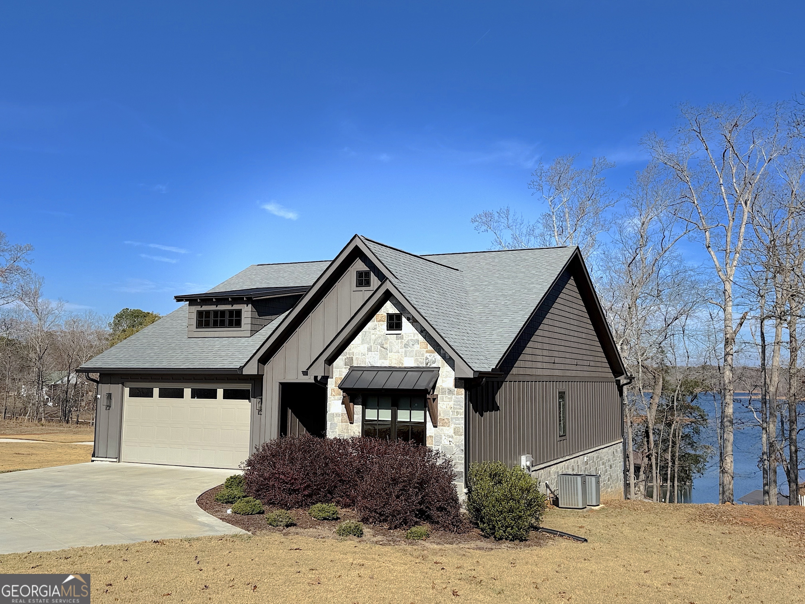 73 Yacht Club Pointe Hartwell GA 30643